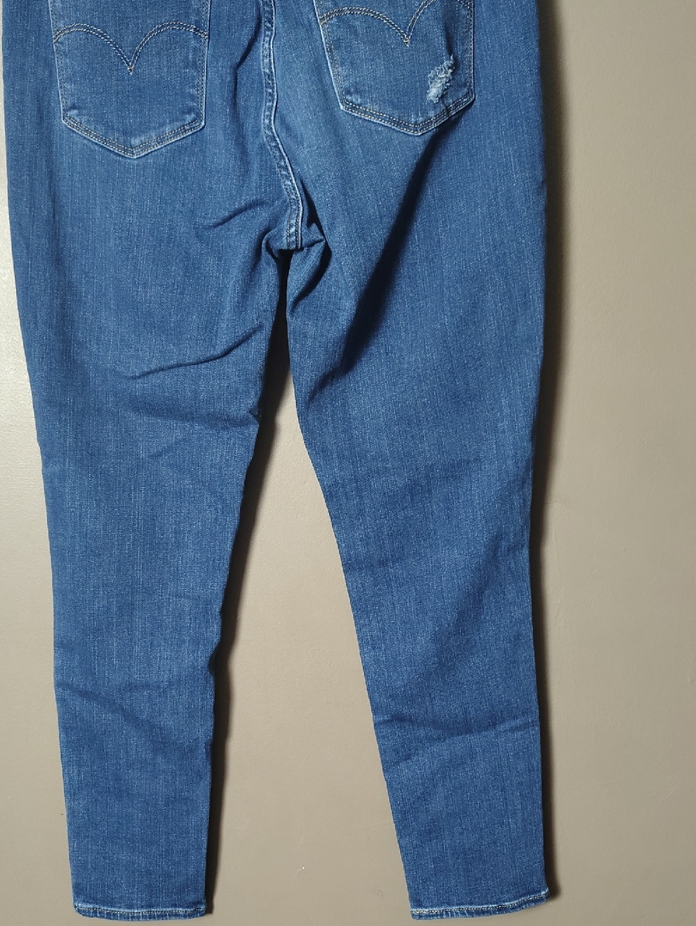 Levi's 721 High Rise Skinny Ankle Jeans Distressed Size 31 - Picture 8 of 10
